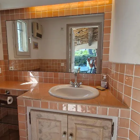 Mazet 75m² Avec Piscine, Jardin, Wifi A 400m De La - - Fr-1-780-15 בית נופש