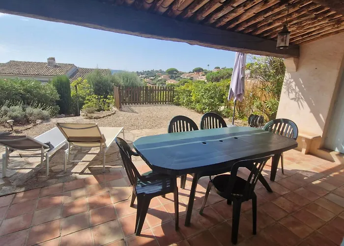 Holiday home Mazet 3/4 Pieces Avec Piscine Et Wifi A 400m De La - - Fr-1-780-15 Sainte-Maxime