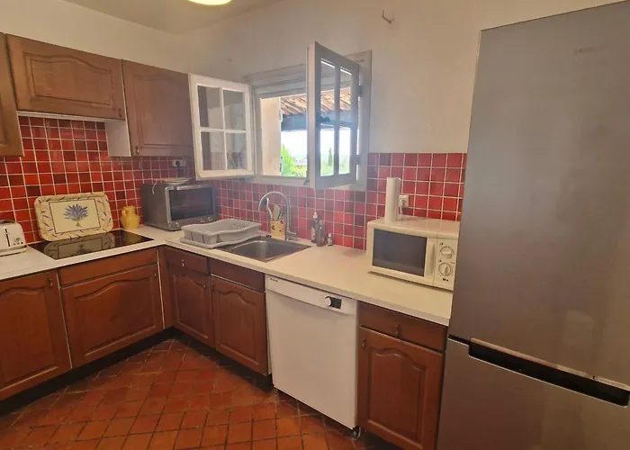 Mazet 3/4 Pieces Avec Piscine Et Wifi A 400m De La - - Fr-1-780-15 * Sainte-Maxime