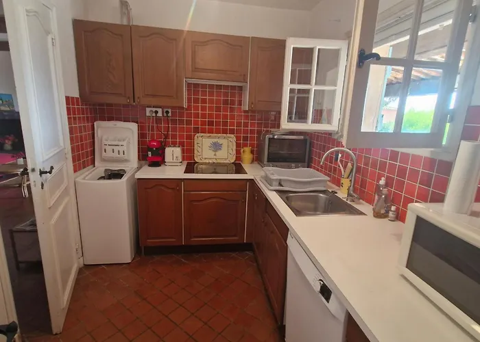 Mazet 3/4 Pieces Avec Piscine Et Wifi A 400m De La - - Fr-1-780-15 *